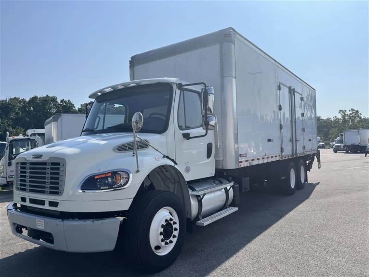 2019 Freightliner M2 106