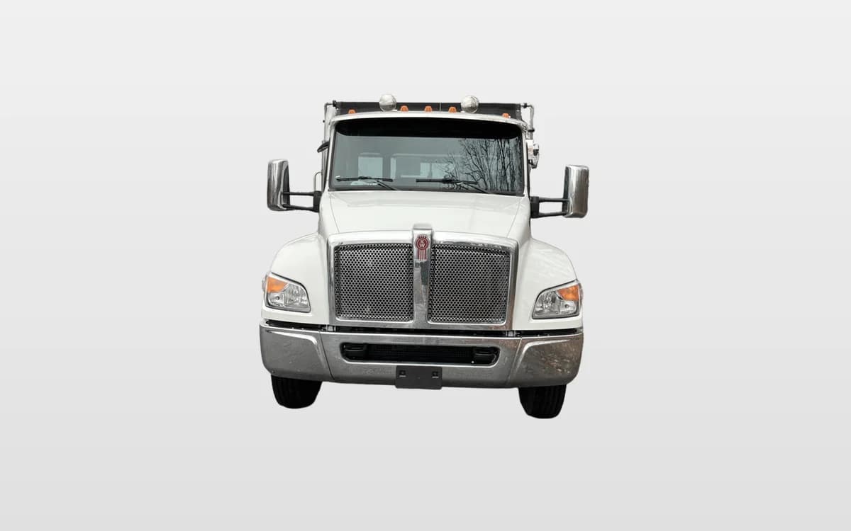 2025 Kenworth T280 — photo 1