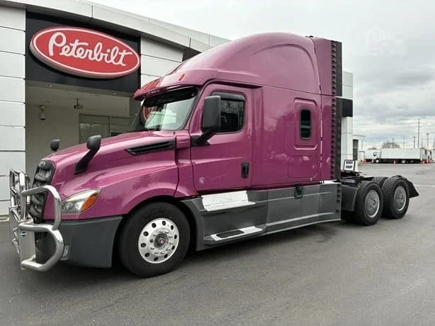 2020 Freightliner Cascadia