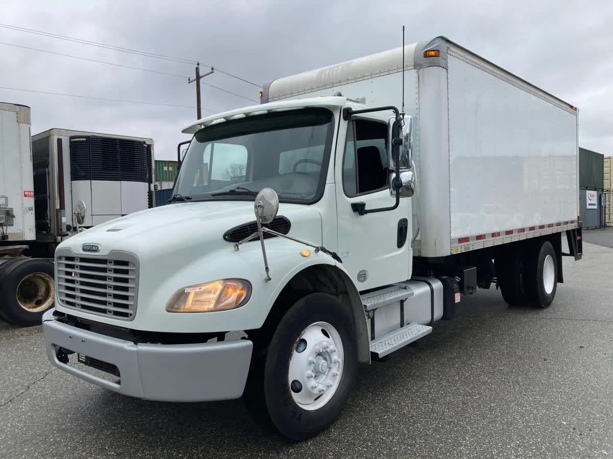 2014 Freightliner M2 106