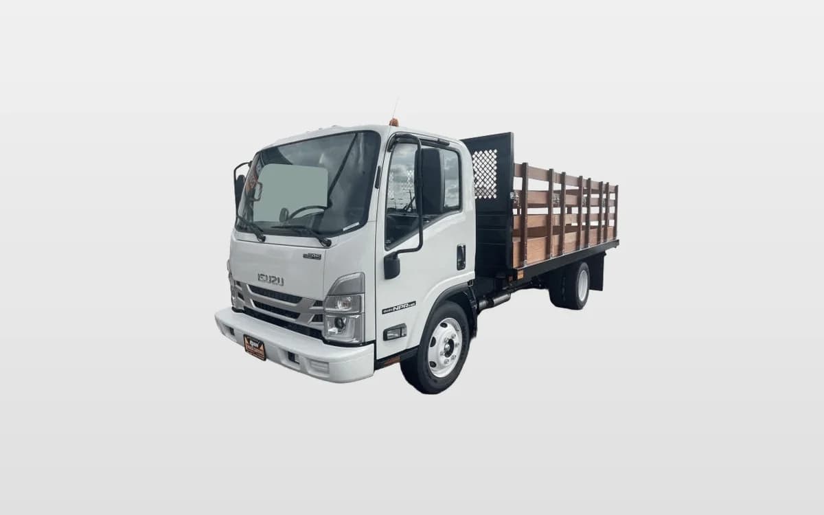 2025 Isuzu NPR — photo 1