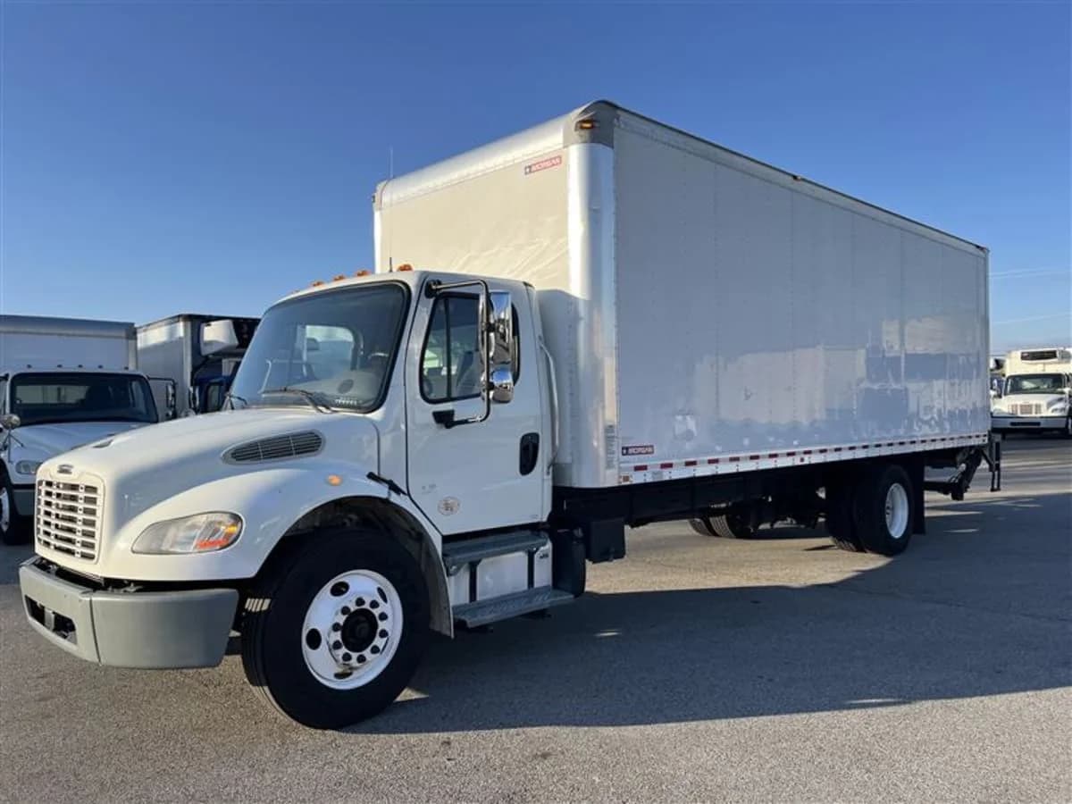 2019 Freightliner M2 106