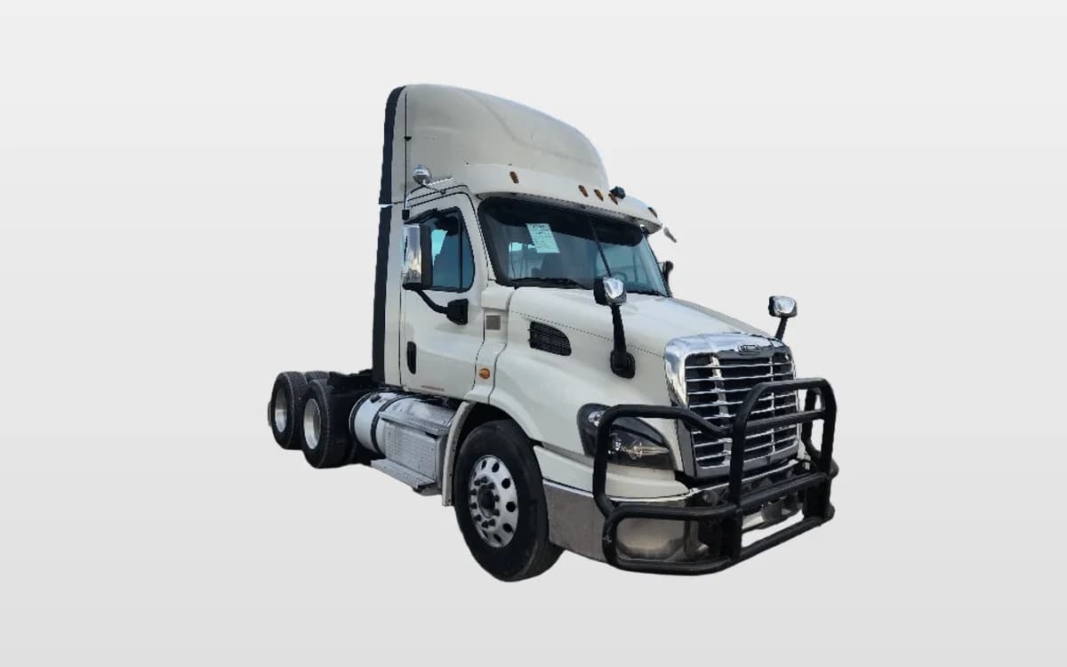 2018 Freightliner Cascadia — photo 1