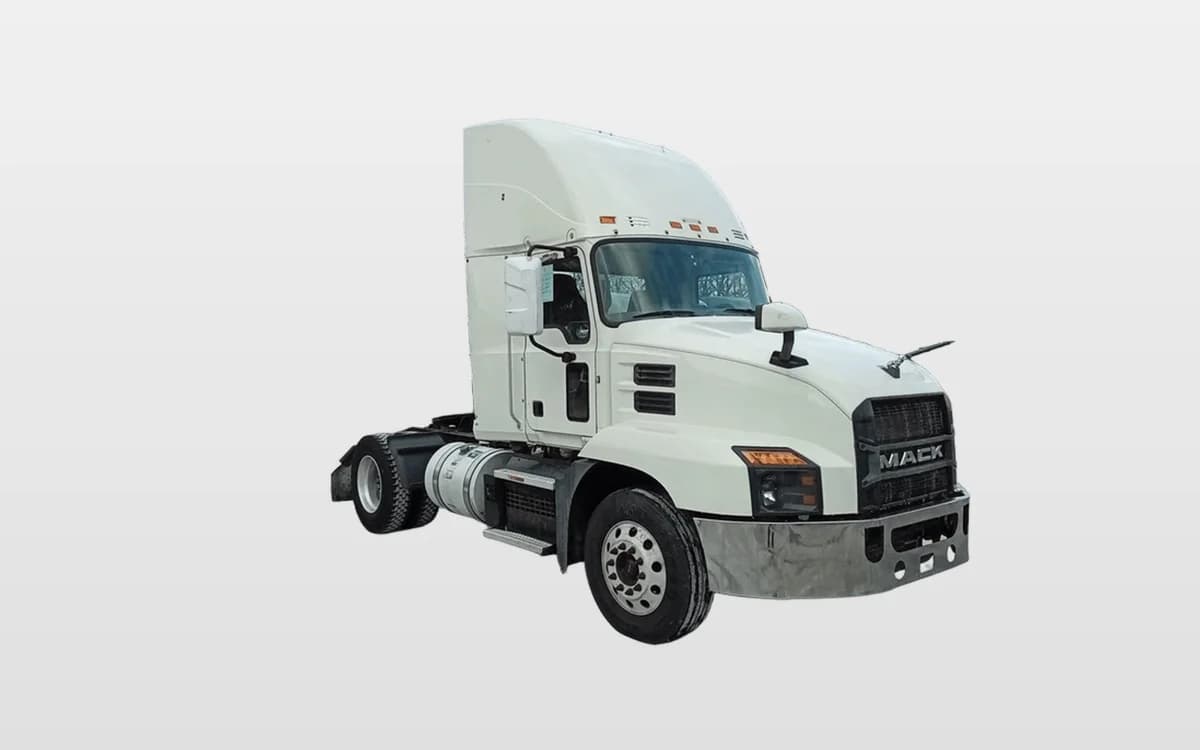 2019 Mack Anthem — photo 1