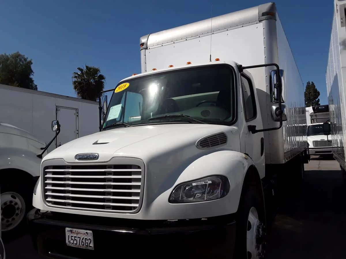 2018 Freightliner M2 106