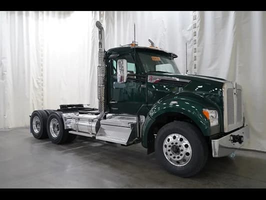 2026 Kenworth T880