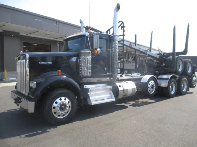2022 Kenworth W900