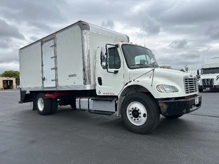 2016 Freightliner M2 106
