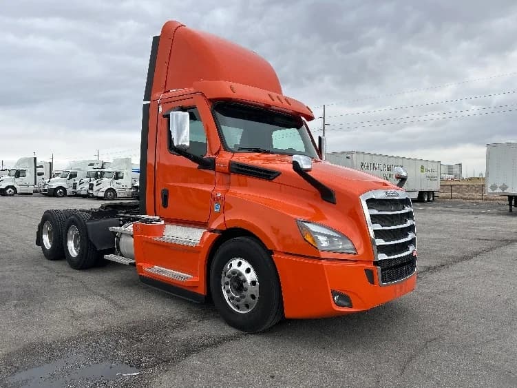 2020 Freightliner Cascadia