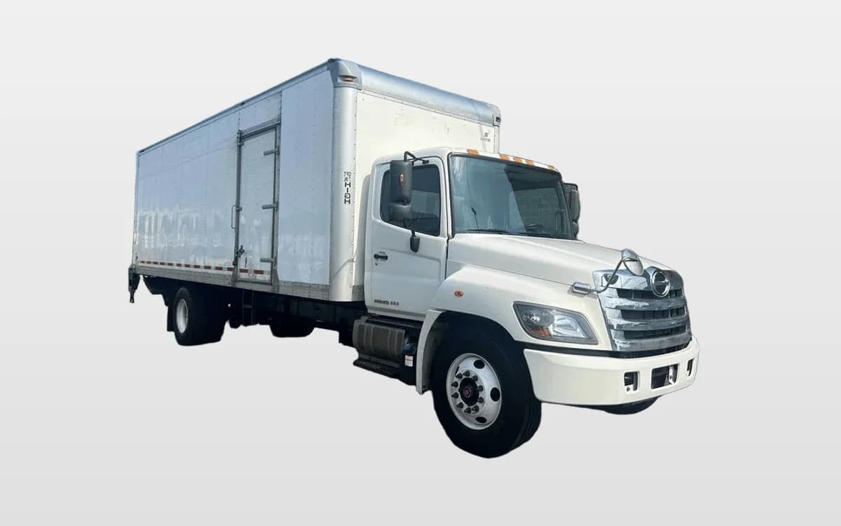 2018 Hino 338 — photo 1