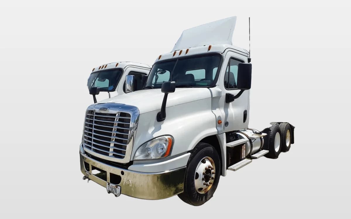2019 Freightliner Cascadia — photo 1