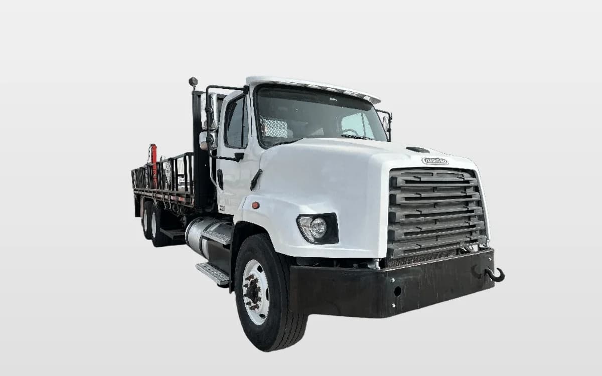 2017 Freightliner 114SD — photo 1
