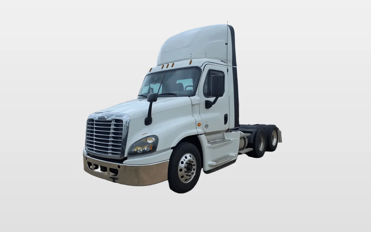 2020 Freightliner Cascadia — photo 1