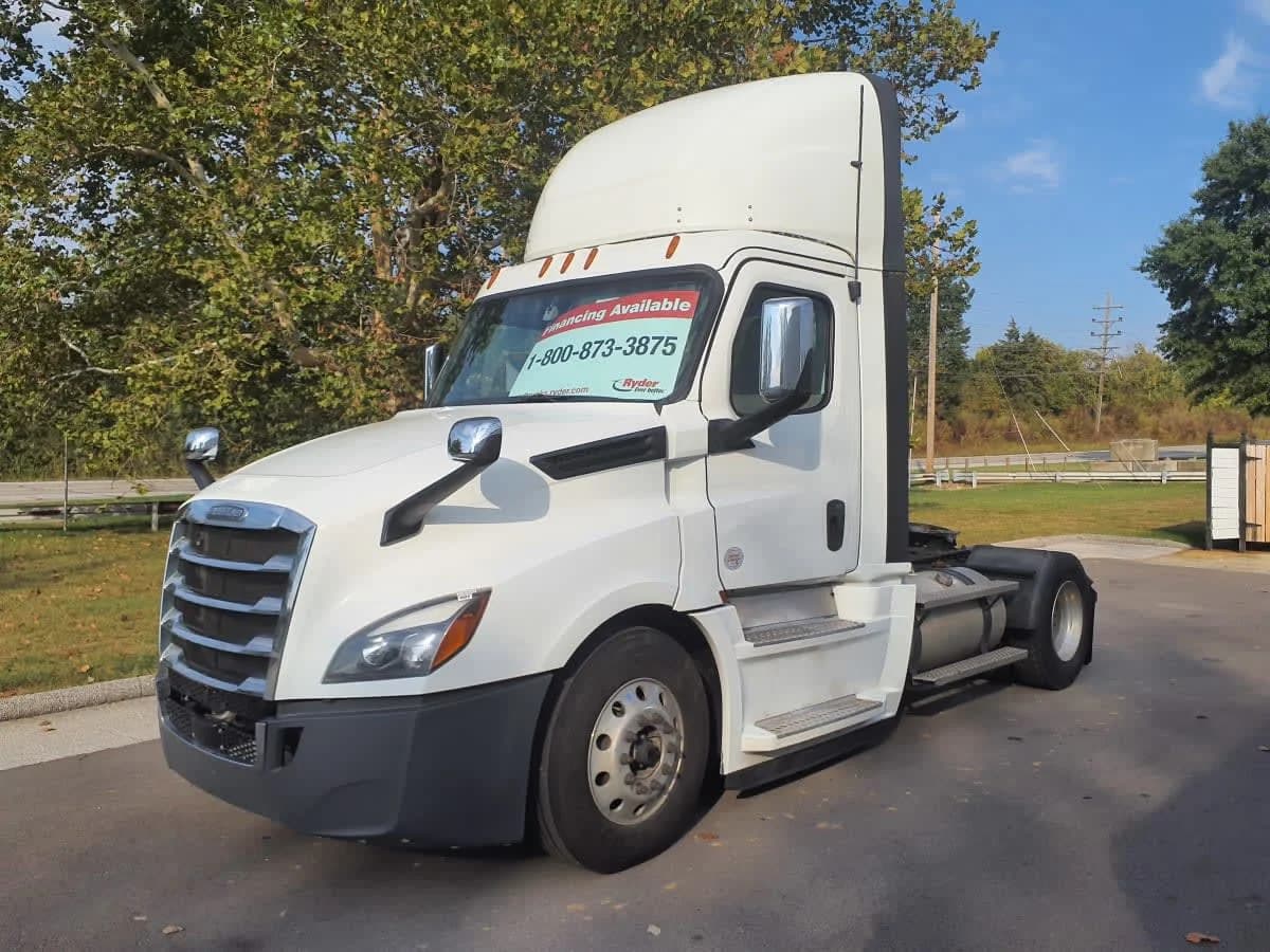 2020 Freightliner Cascadia