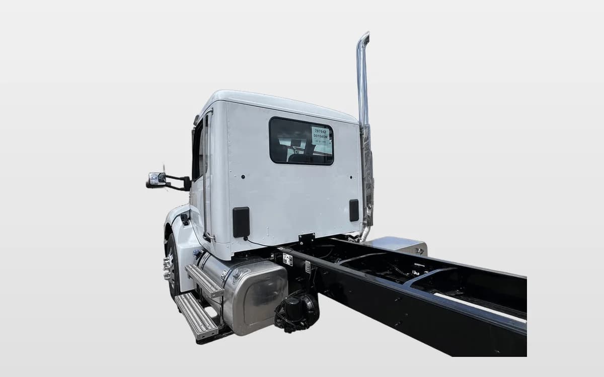 2026 Peterbilt 536 — photo 1