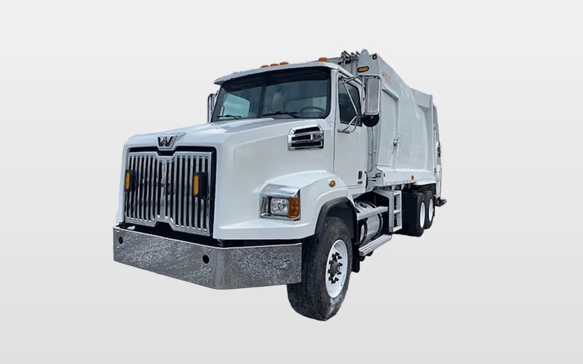 2020 Western Star 4700 — photo 1