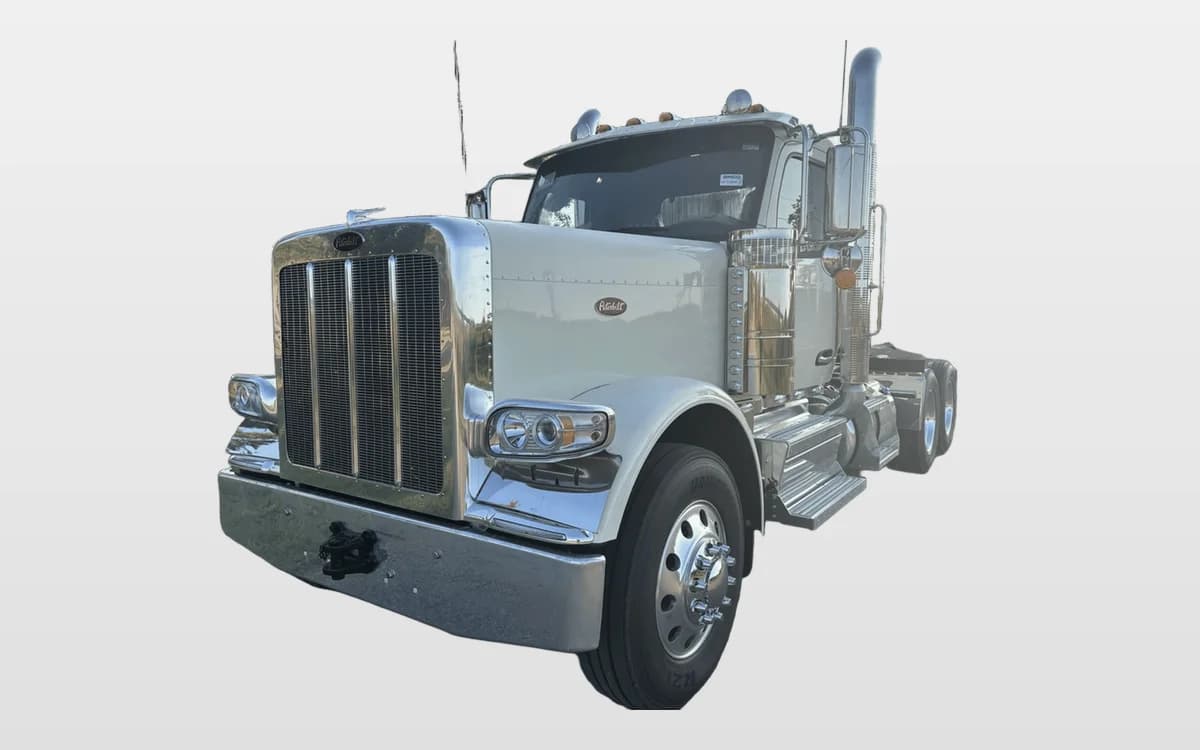 2026 Peterbilt 589 — photo 1