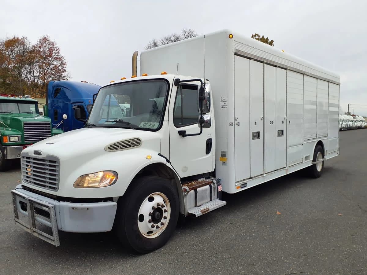 2014 Freightliner M2 106
