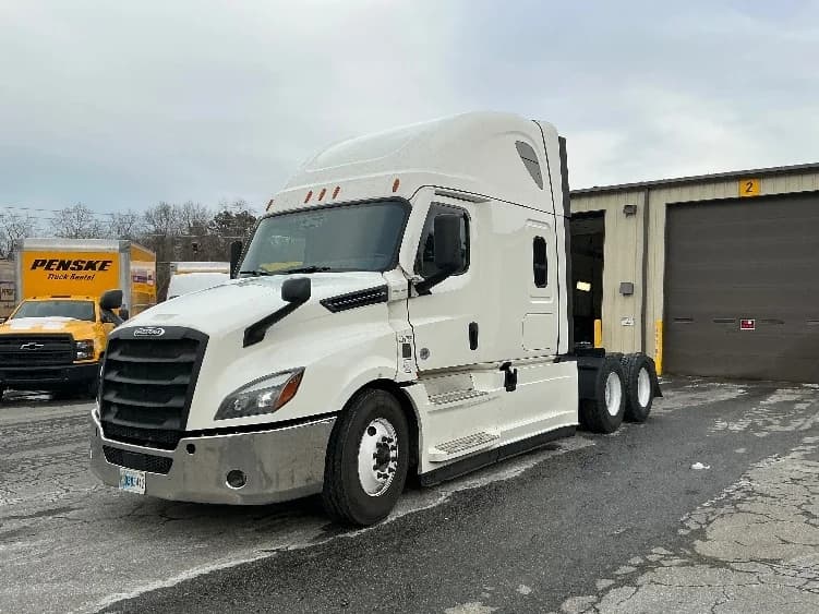 2023 Freightliner Cascadia