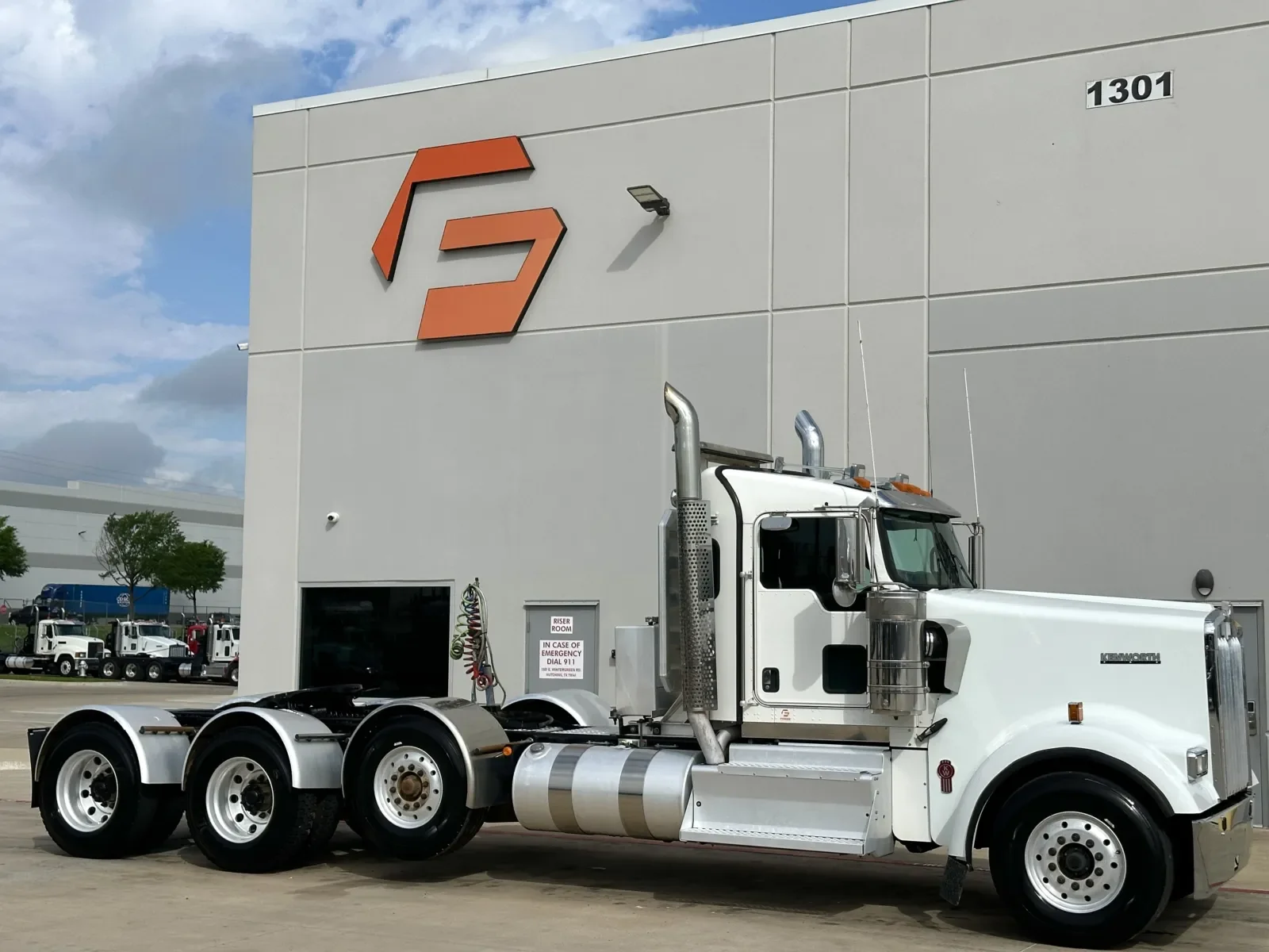 2017 Kenworth W900