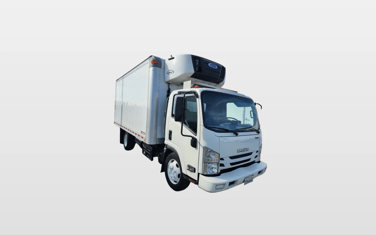 2017 Isuzu NRR — photo 1