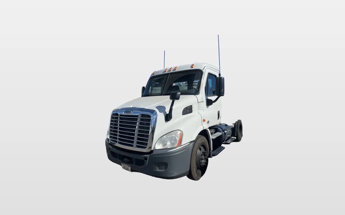 2015 Freightliner Cascadia — photo 1