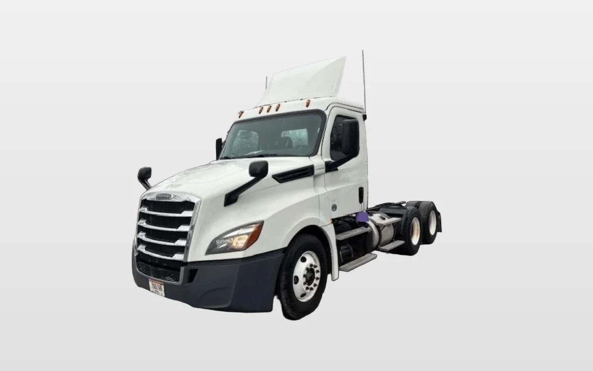 2018 Freightliner Cascadia — photo 1
