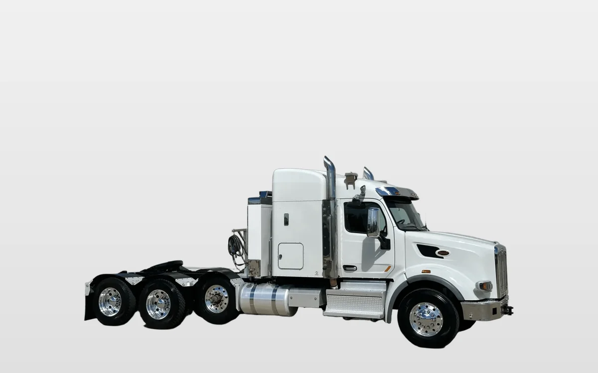 2022 Peterbilt 567 — photo 1