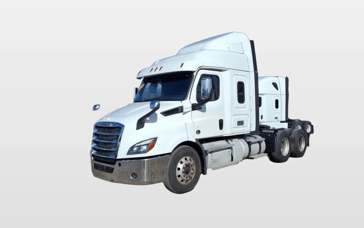 2020 Freightliner Cascadia — photo 1