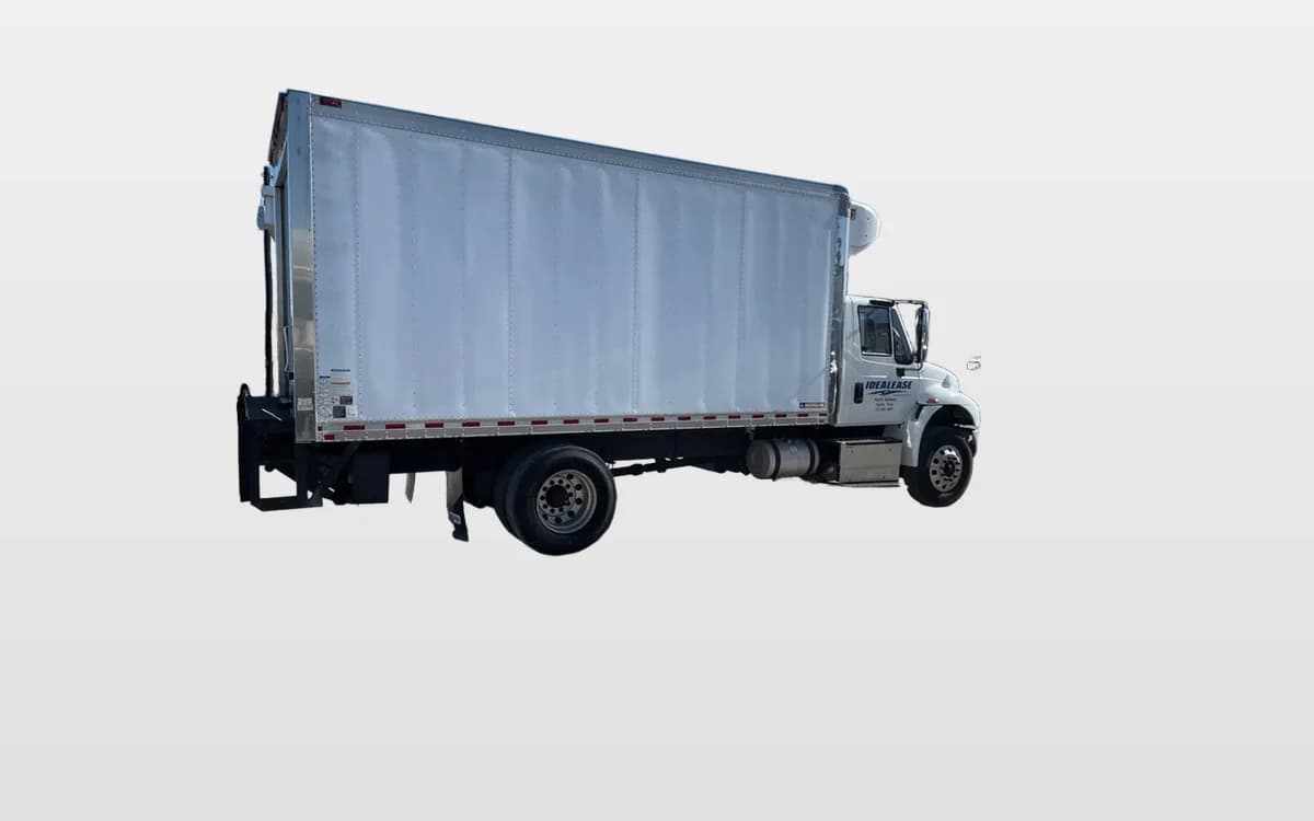 2017 International MV — photo 1