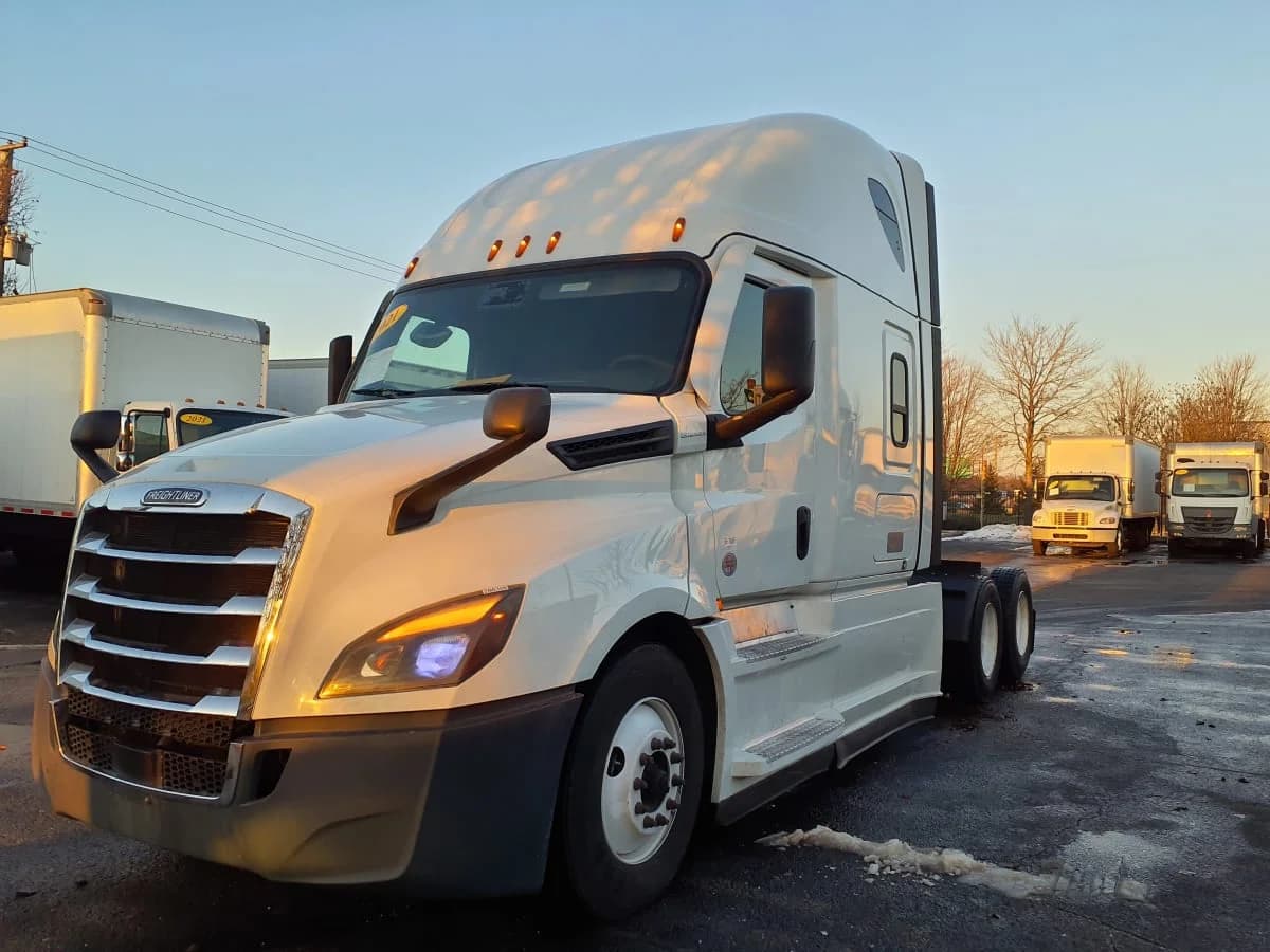 2021 Freightliner Cascadia