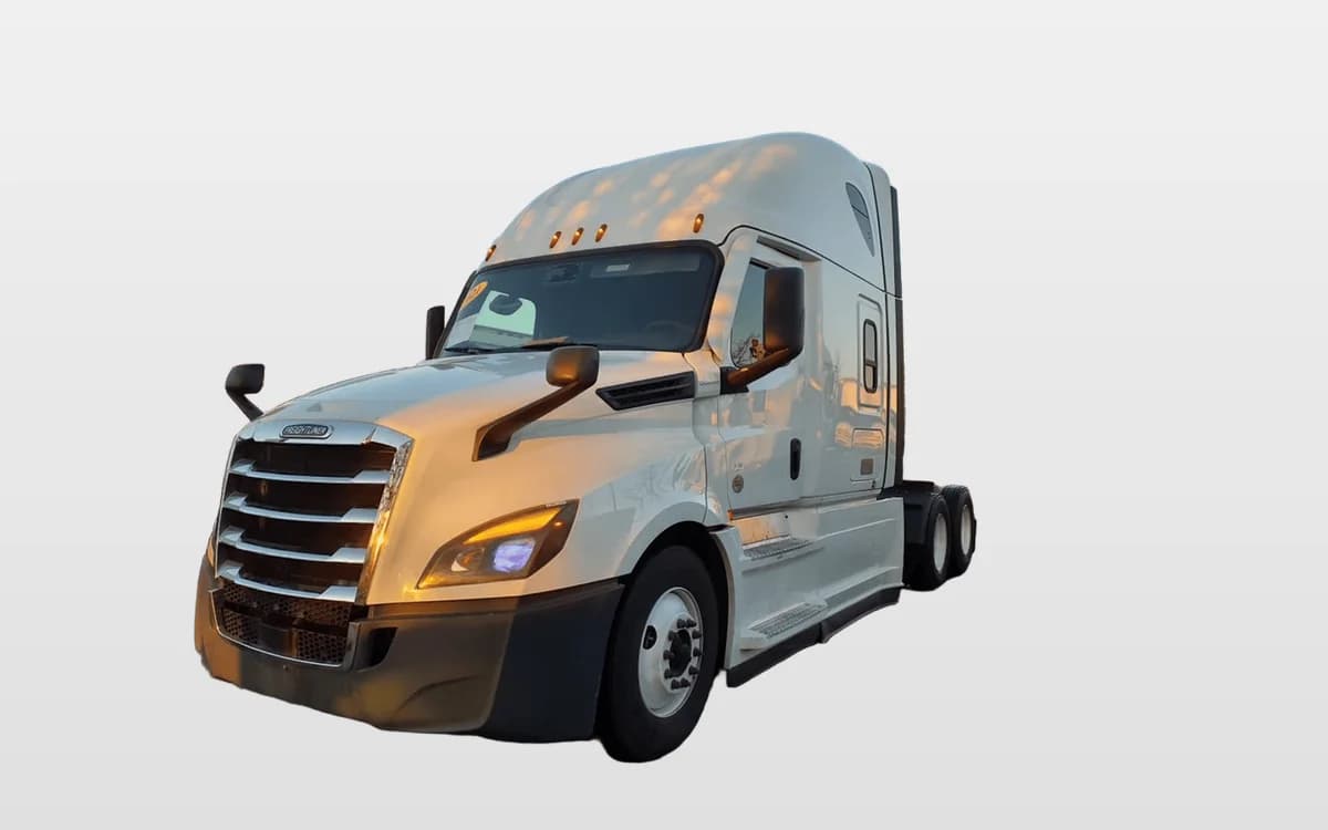 2021 Freightliner Cascadia — photo 1