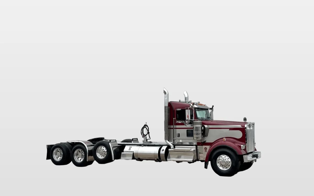 2018 Kenworth W900 — photo 1