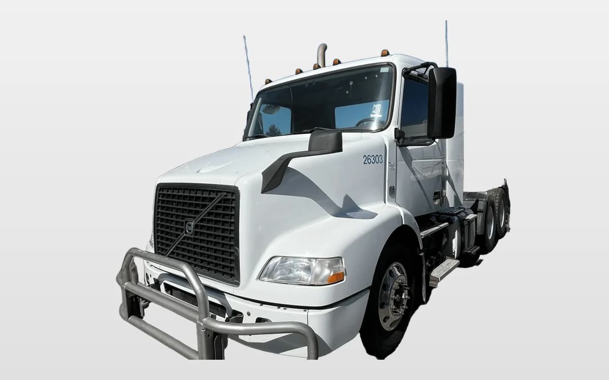 2015 Volvo VNL 860 — photo 1
