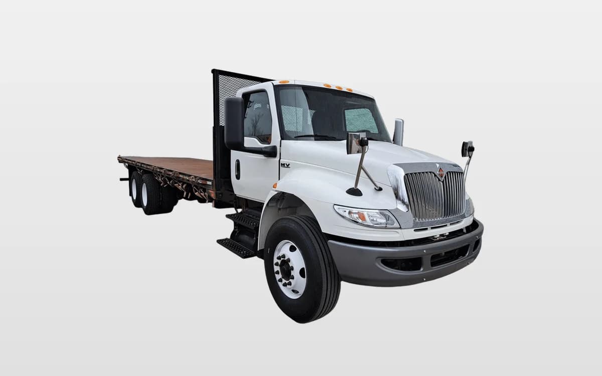 2021 International MV — photo 1