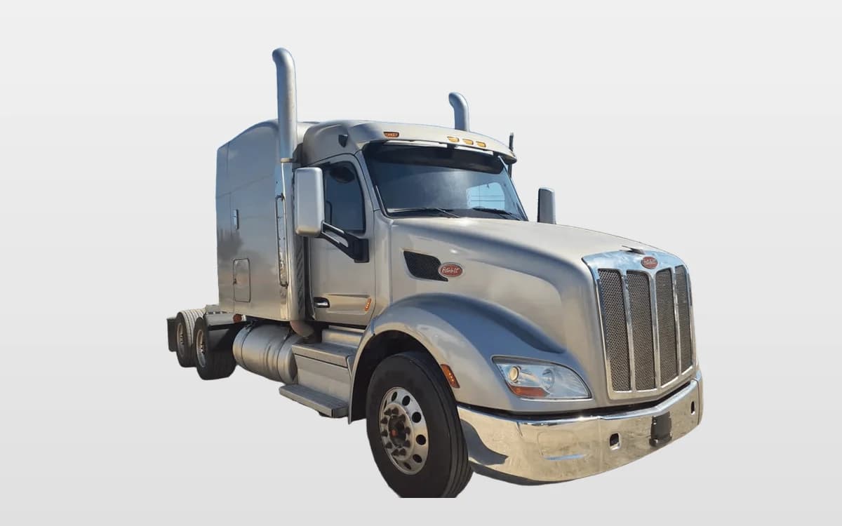 2021 Peterbilt 579 — photo 1