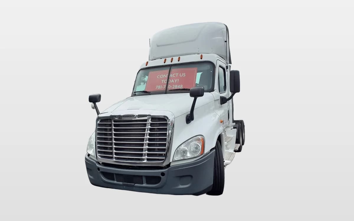 2016 Freightliner Cascadia — photo 1