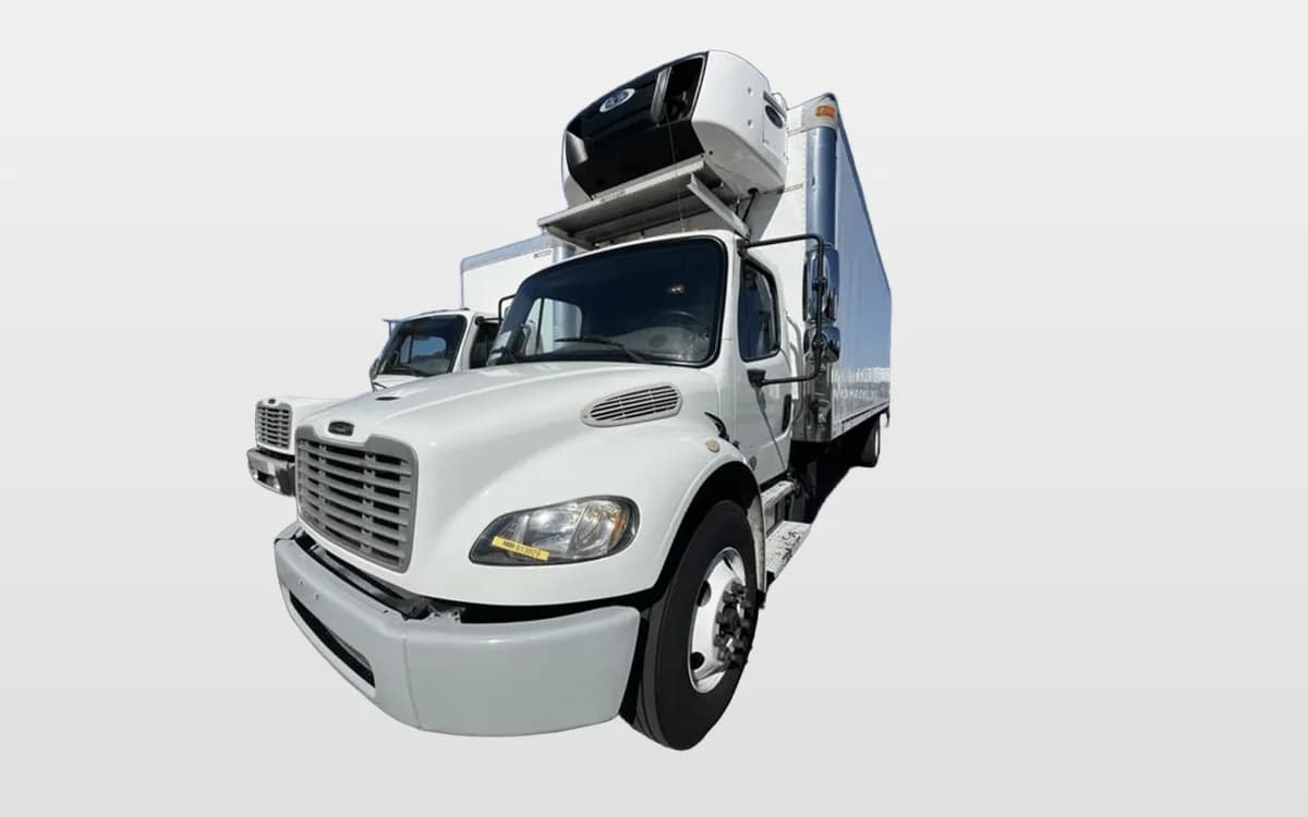 2019 Freightliner M2 106 — photo 1