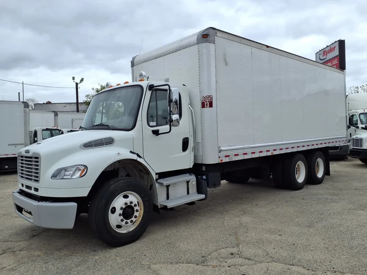 2018 Freightliner M2 106