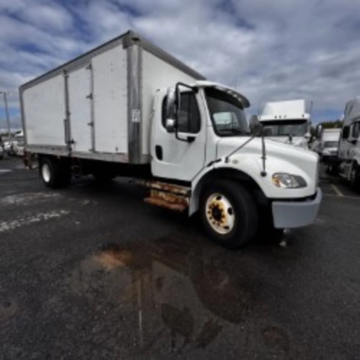 2019 Freightliner M2 106