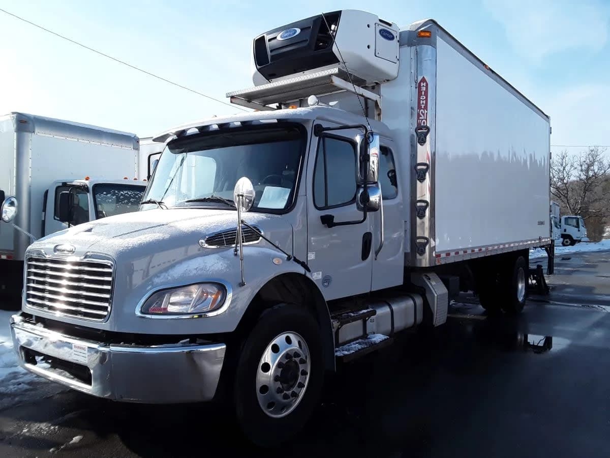 2018 Freightliner M2 106