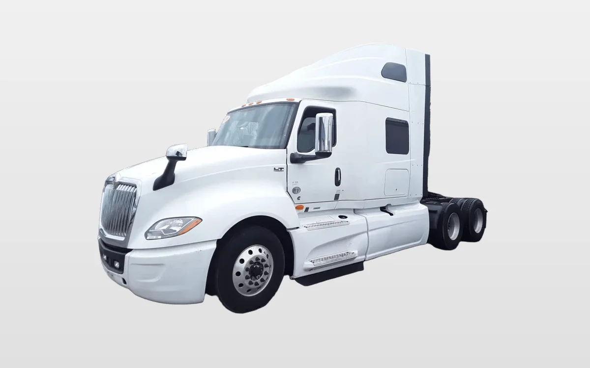 2020 International LT — photo 1