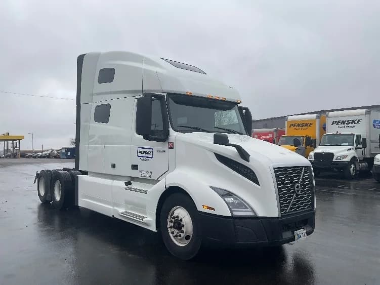 2023 Volvo VNL 760