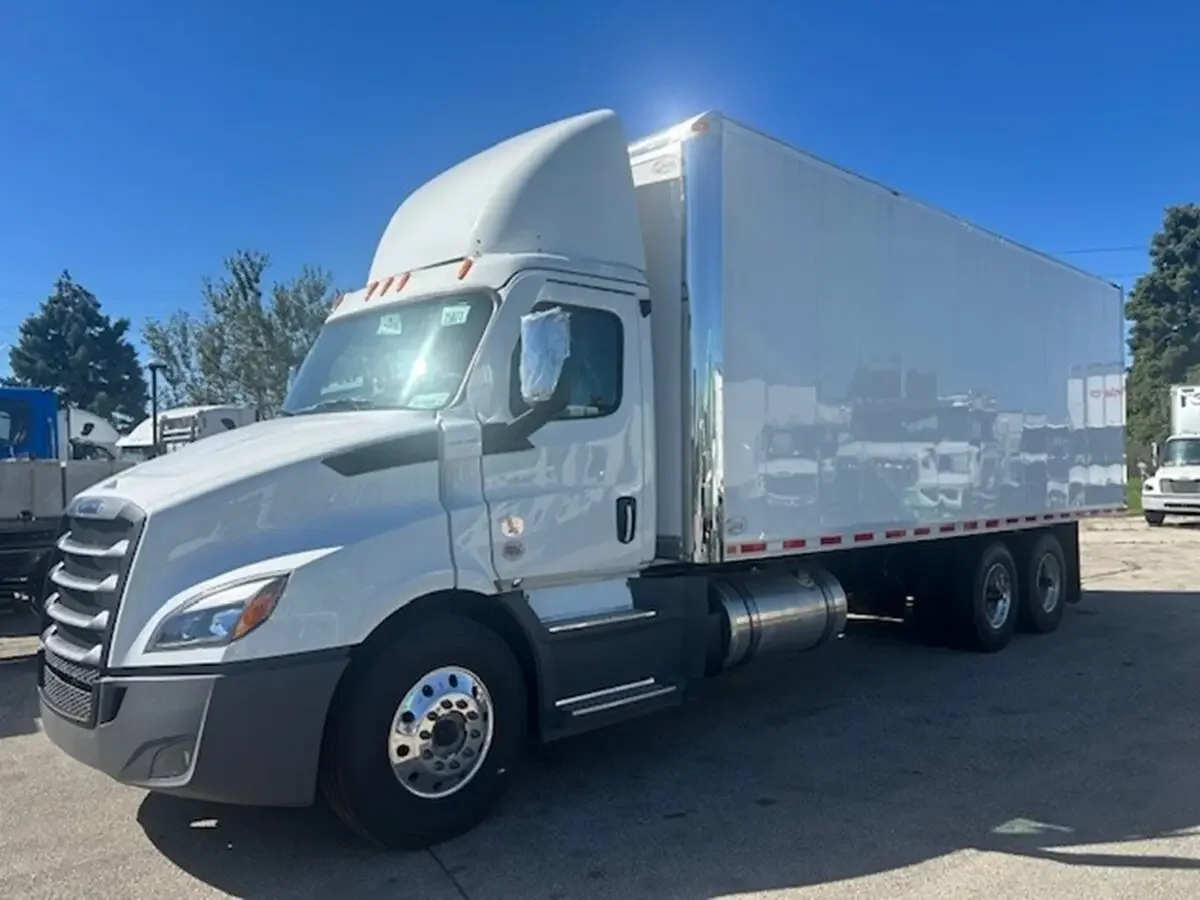 2026 Freightliner Cascadia