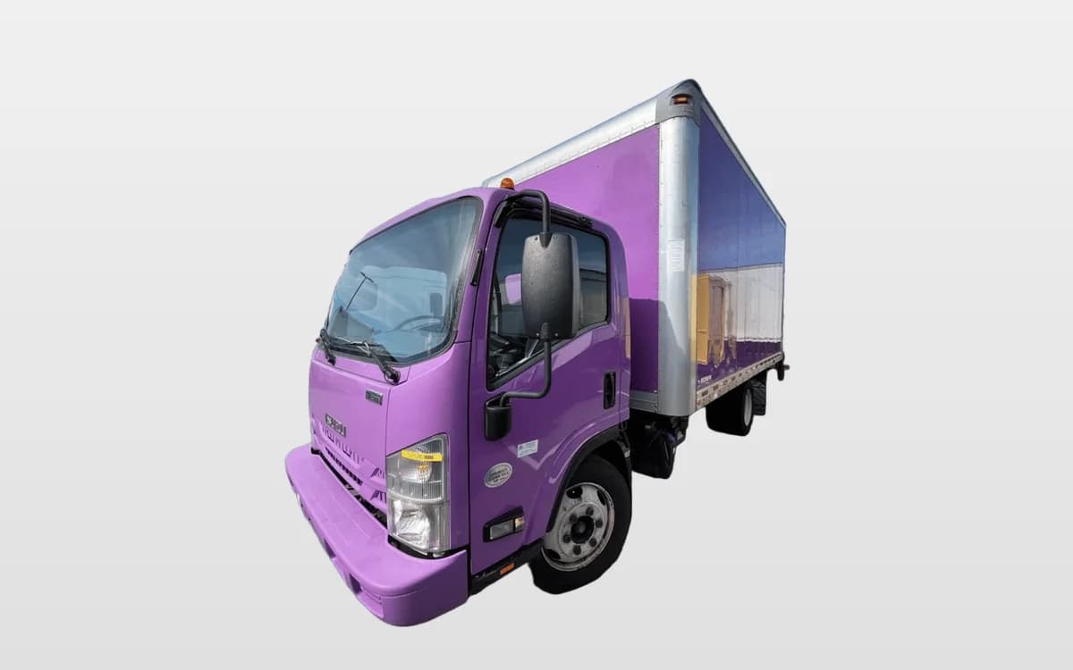 2018 Isuzu NQR — photo 1