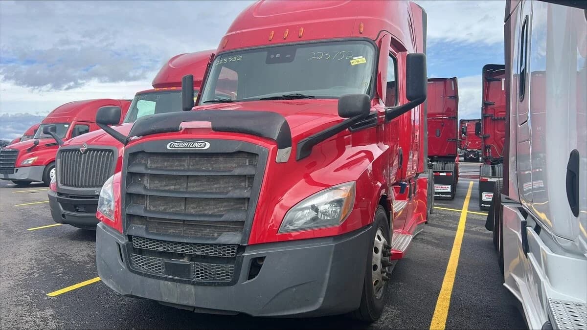 2022 Freightliner Cascadia