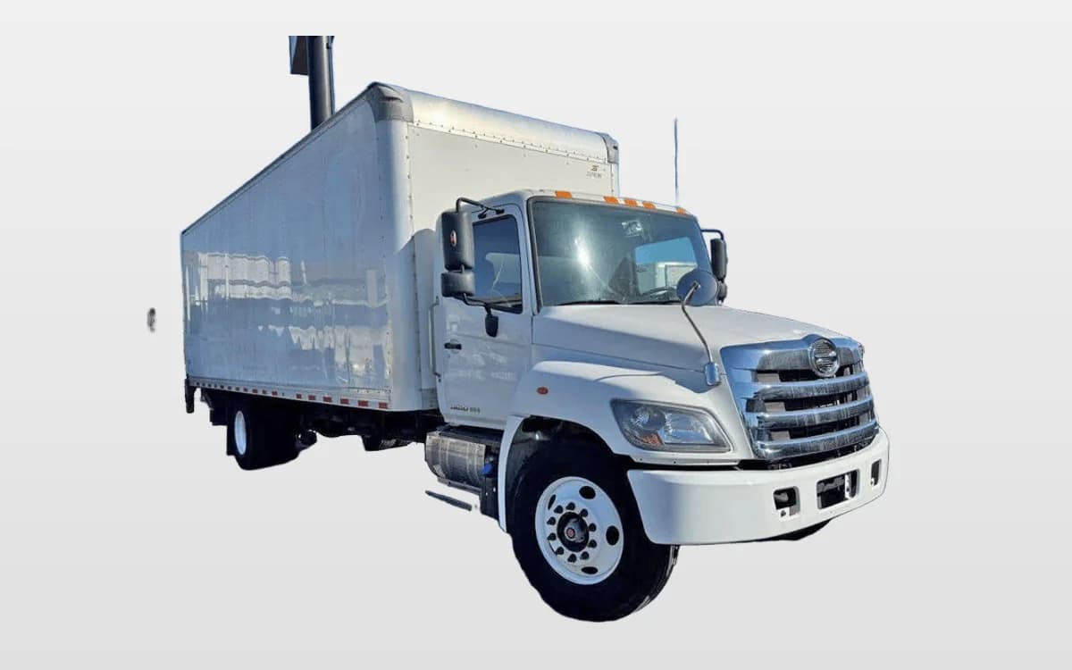 2020 Hino 338 — photo 1