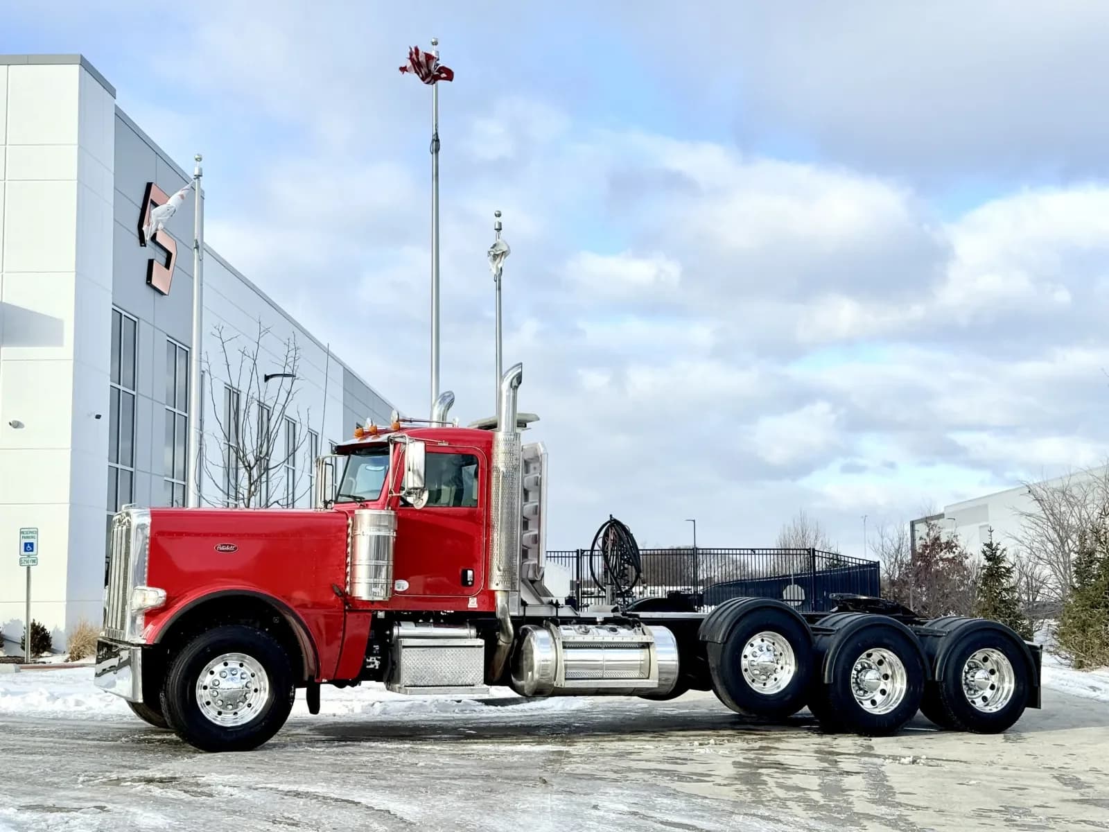 2019 Peterbilt 389