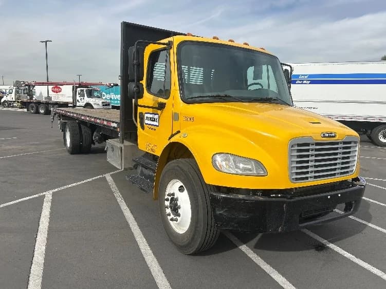 2019 Freightliner M2 106