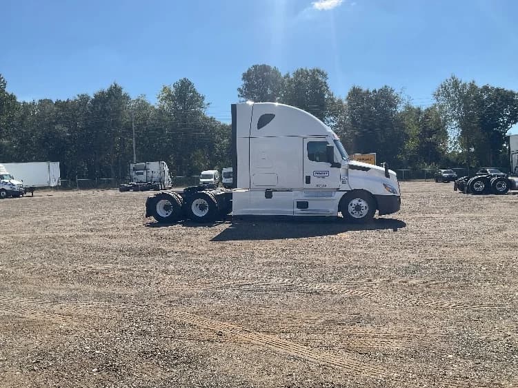 2022 Freightliner Cascadia